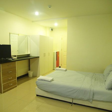 BB Grand Residence Pattaya Exterior foto