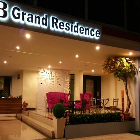 BB Grand Residence Pattaya Exterior foto