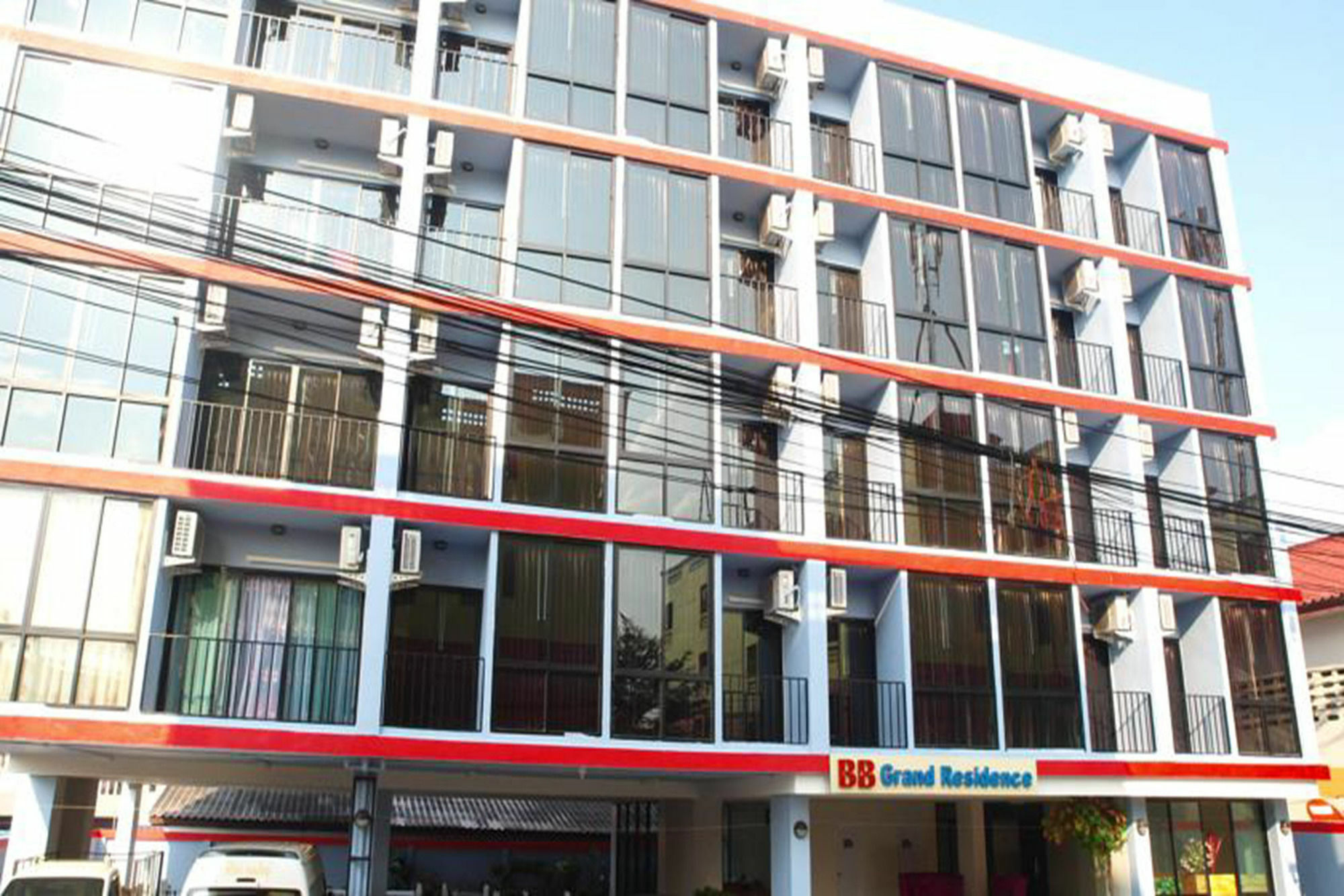 BB Grand Residence Pattaya Exterior foto